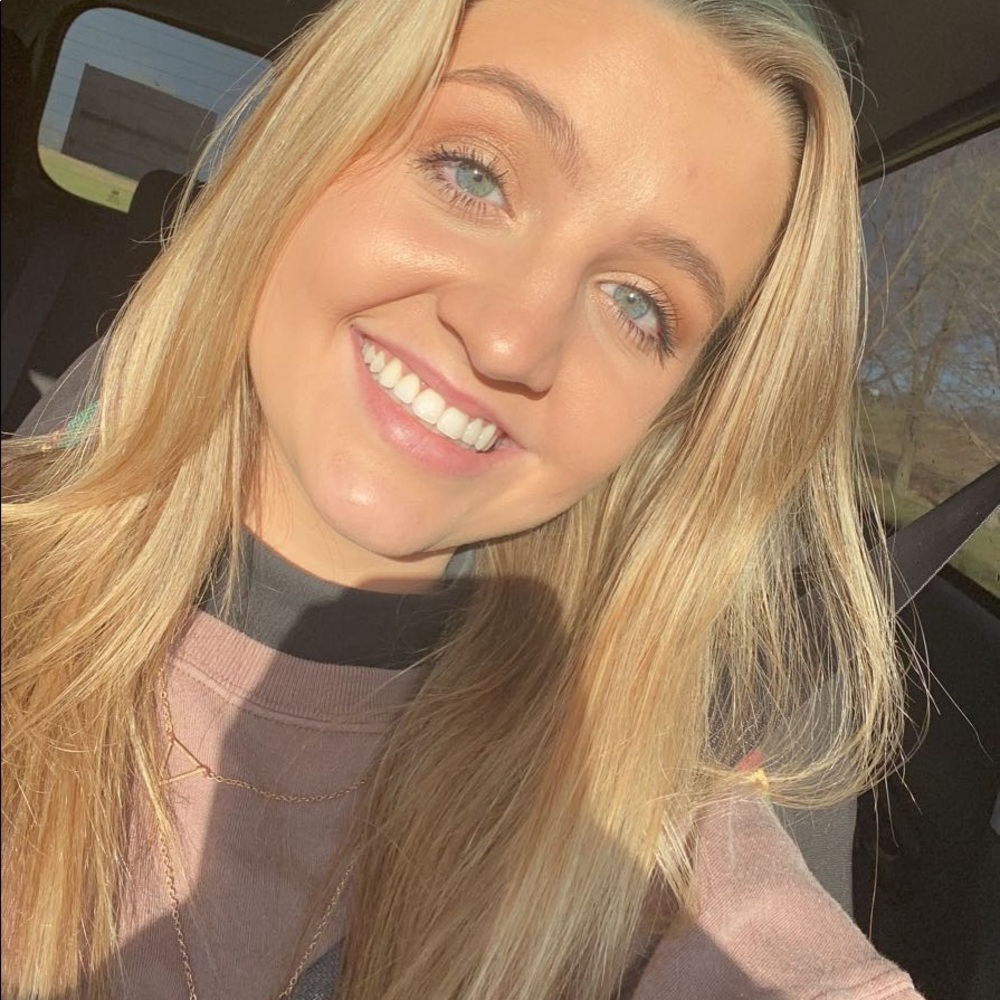 Meet your Posher, Katie